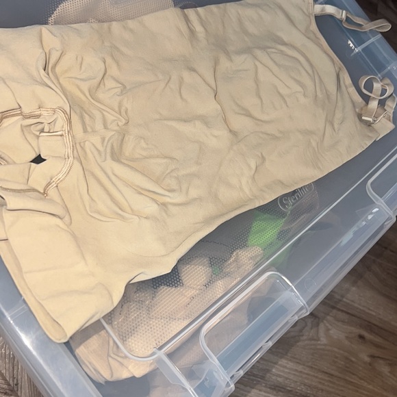 skims seamless sculpt OPEN BUST SHORTIE BODYSUIT - Picture 9 of 11